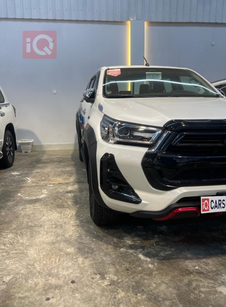 تويوتا هايلوكس